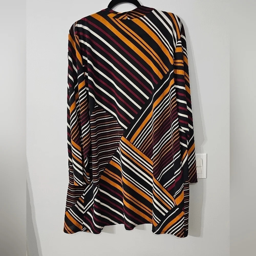 Chico’s Multicolor Travel Duster Jacket Size 4 NWT - Picture 9 of 10